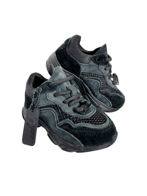 (197) Boy's shoes (UK C5 & UK C6)